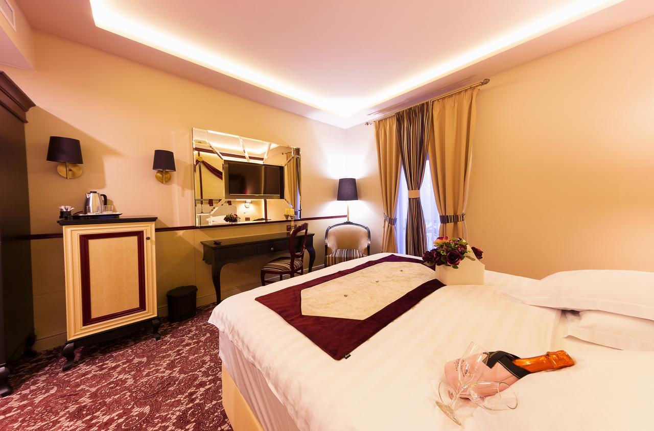Hotel Cardinal Alba Iulia Exterior foto