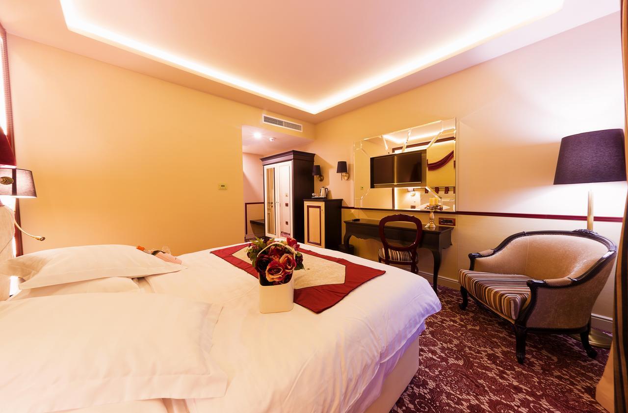 Hotel Cardinal Alba Iulia Exterior foto